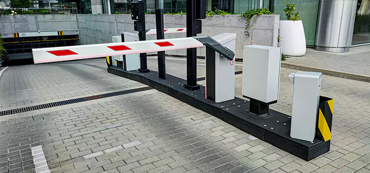 Custom Gate Design & Integration Americus